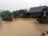Lũ mới chồng lên hai lũ cũ, Huế tái ngập lụt nhiều nơi, nhiều nhà kiệt sức vừa dọn nhà đã lo lụt tiếp