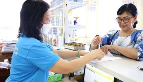 Công chức đóng BHXH 15 năm 3 tháng có được nghỉ hưu sớm không?