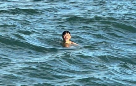 Người đàn ông Lý Sơn gần 24 tiếng bơi bộ không áo phao, rớt nước mắt câu nói đầu tiên khi được cứu