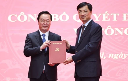 Bí thư Nghệ An được giới thiệu để bầu làm Chủ tịch UBND TP Hà Nội