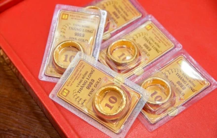 Vì sao giá vàng hôm nay 12/11 vẫn dự bâo tăng mạnh?