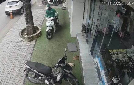 Choáng: Camera ghi cảnh đối tượng bẻ khóa, trộm xe máy trong chưa đầy 10 giây