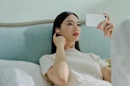 Hãng Trung Quốc đánh bại Sony, so kè Apple AirPods tại Nhật Bản