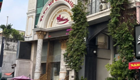 Thẩm mỹ viện Mailisa mở cửa trở lại sau một ngày bị khám xét, lượng khách thưa vắng