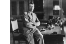Bằng chứng từ chiếc ghế Hitler tự  sát xác nhận rối loạn sinh dục hiếm gặp