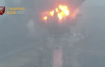 Ukraine cho nổ tung cả tuyến đường để ngăn Nga tiếp tục luồn sâu vào Pokrovsk