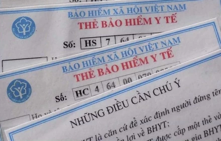 Phụ huynh nháo nhác tìm số BHYT, BHXH cho con mặc dù từ 1/8/2025 đã đồng bộ với mã định danh/CCCD