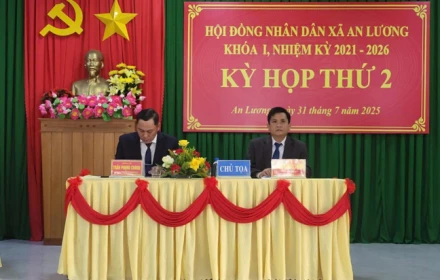 Mức lương của Chủ tịch Hội đồng nhân dân xã mới nhất sau sáp nhập