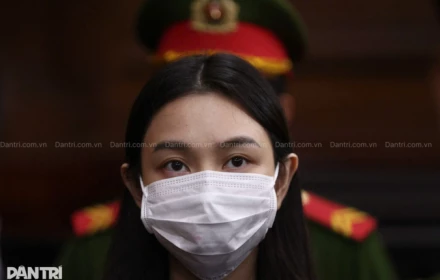 Hình ảnh mới nhất của hoa hậu Thuỳ Tiên, Quang Linh Vlogs, Hằng Du Mục tại phiên toà