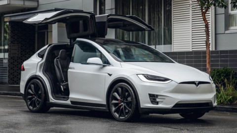 Vì sao xe điện Tesla "khóc thét" trước sức mạnh của BYD trong năm 2024 và dự kiến cả 2025?