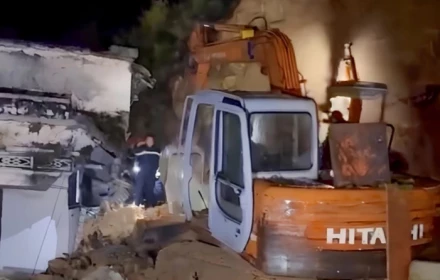 Bé gái 8 tuổi thoát nạn thần kỳ trong sạt lở ở Đà Lạt