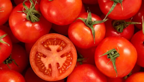 Sắc đỏ trong 8 loại củ quả có lợi cho da