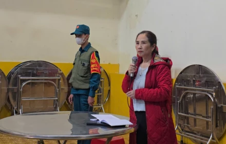 Cách tất cả các chức vụ trong Đảng đối với hiệu trưởng bị tố sử dụng thực phẩm bẩn