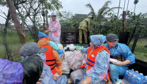 Điểm tiếp nhận hàng cứu trợ của TP.HCM để bà con tiện theo dõi và đến đóng góp, ủng hộ