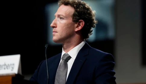 Meta biết hàng triệu người lớn lạ mặt liên lạc với trẻ vị thành niên trên Facebook, Instagram... và loạt cáo buộc kinh khủng