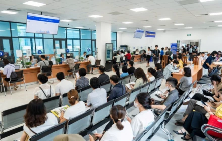 Những vi phạm sẽ khiến công chức bị buộc thôi việc ngay lập tức