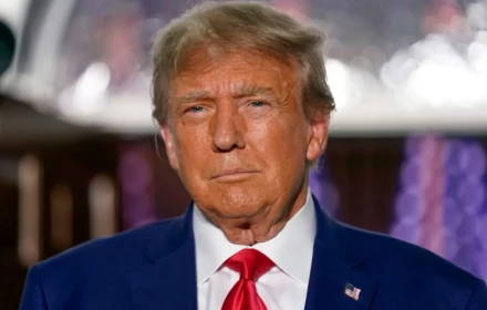 Nhà Trắng bất ngờ tuyên bố ông Trump đã ngừng tài trợ cho cuộc xung đột ở Ukraine