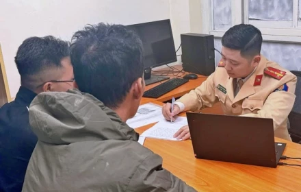 Lao động bị cưỡng chế trừ lương khi chậm thi hành quyết định xử phạt vi phạm hành chính từ 1/1/2026?