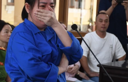 Bị cáo giết người thân bằng chất xyanua: "Con xin lỗi mẹ. Con không xứng đáng là con gái của mẹ. Con bất hiếu quá xin mẹ tha thứ cho con"