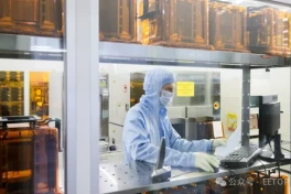 Máy quang khắc đầu tiên của Nga xuất hiện, có khả năng sản xuất chip 350nm