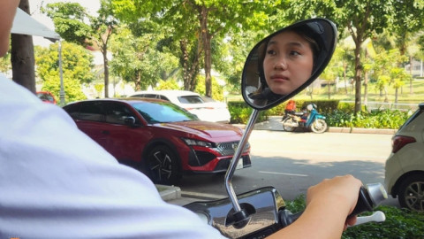 Vì sao gương chiếu hậu bên trái là bắt buộc trên xe máy
