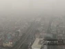 Ô nhiễm không khí bao trùm Hà Nội, người dân khổ sở vì bụi mịn dày đặc: Vì sao ô nhiễm tăng cao những ngày qua?