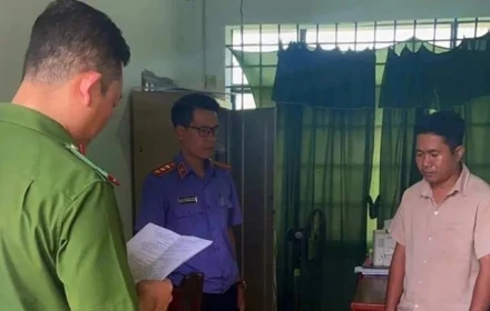 Danh tính cán bộ Lâm Đồng chiếm đoạt 500 triệu đồng tiền hỗ trợ lũ lụt của dân vừa bị bắt khẩn cấp