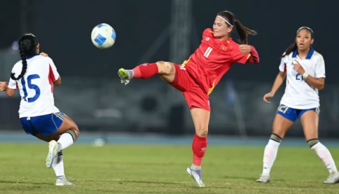 Phút bù giờ nghiệt ngã, tuyển nữ Việt Nam gục ngã trước Philippines