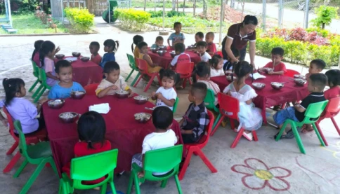 Vì sao nhiều trường học chưa nhận được kinh phí từ dự án Nuôi em Nghệ An?