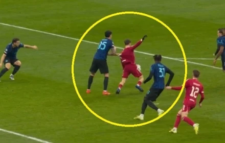 Quyết định gây phẫn nộ trong ngày Liverpool hạ Inter