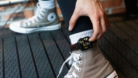 5 lý do khiến một số người đeo Apple Watch ở mắt cá chân