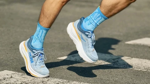 HOKA ra mắt giày chạy bộ siêu êm Bondi 9 ở Việt Nam