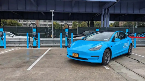 Các tiểu bang phát triển trạm sạc EV dưới chính sách thời Donald Trump 2.0