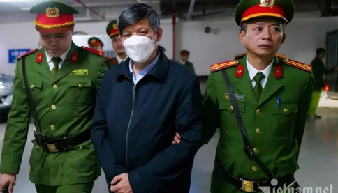 Những con số trả lời rõ câu hỏi ‘một bộ phận không nhỏ cán bộ, đảng viên suy thoái’