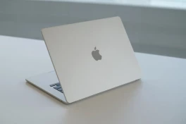 Apple cắt giảm đơn hàng sản xuất MacBook tại Việt Nam