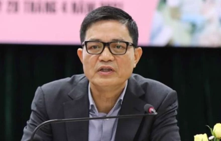 Hai cựu Cục trưởng Cục An toàn thực phẩm và các chuyên viên nhận hối lộ hơn 100 tỉ