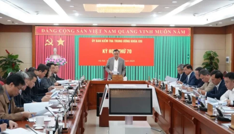 Kỷ luật Thứ trưởng Bộ Giáo dục và Đào tạo Lê Tấn Dũng cùng nguyên Thứ trưởng Doãn Mậu Diệp