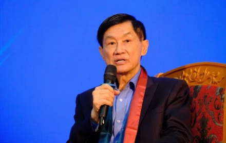 Đề xuất tặng danh hiệu Anh hùng Lao động đối với ông Johnathan Hạnh Nguyễn