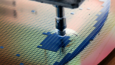Nga tuyên bố sẽ đưa vào sản xuất thiết bị chip 7nm vào năm 2028