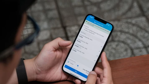 Zalo thu phí 5.000 đồng kích hoạt: Sao lại ít thế?