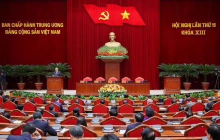 Bế mạc Hội nghị Trung ương 15: Thông báo chính thức