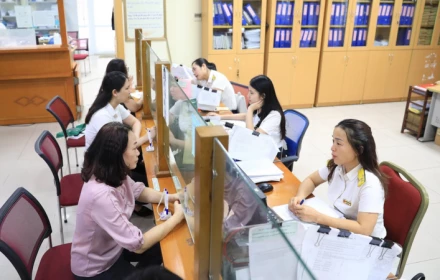 Làm sao gia hạn chữ ký số và phát hành hóa đơn đúng hạn khi vướng mã số thuế cũ?
