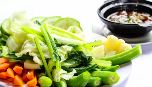 Thông tin "người Việt ăn chưa đủ rau so với khuyến nghị của WHO" gây "bão" mạng: Chuyên gia nói gì?