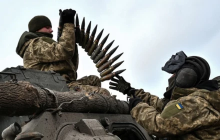 Mỹ quay lưng với Ukraine, NATO oằn mình gánh trách nhiệm