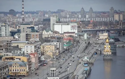 Nhiều tiếng nổ đã được nghe thấy ở Kyiv, Ukraine; Không quân Ukraine tuyên bố toàn bộ đất nước đang đối mặt với mối đe dọa tên lửa