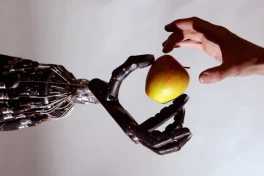 Robot giờ không chỉ có da, mà da còn có khả năng nhớ!