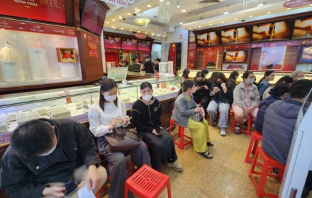 Mua bán vàng miếng trên thị trường “chợ đen” có thể bị phạt từ 10-20 triệu đồng