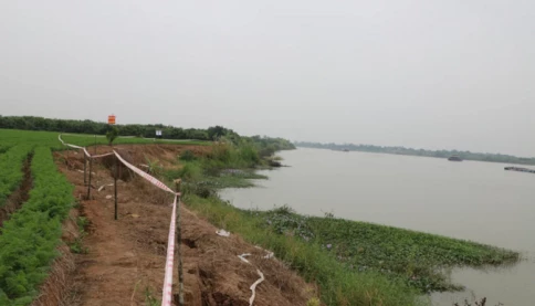 Giám đốc doanh nghiệp và 1 cán bộ ở Hưng Yên thông đồng, dàn xếp, nghiệm thu thanh toán liên quan sự cố sạt lở kè