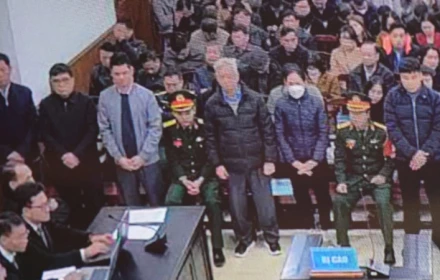 Tiền như lá mít: Cựu thiếu tướng nhận 4 tỷ đồng quà Tết của Hậu 'Pháo'👇