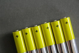 Trung Quốc đã tìm ra cách “trẻ hóa” pin lithium, kéo dài tới 12.000 chu kỳ sạc